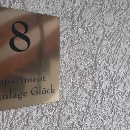 Glueck Apartman